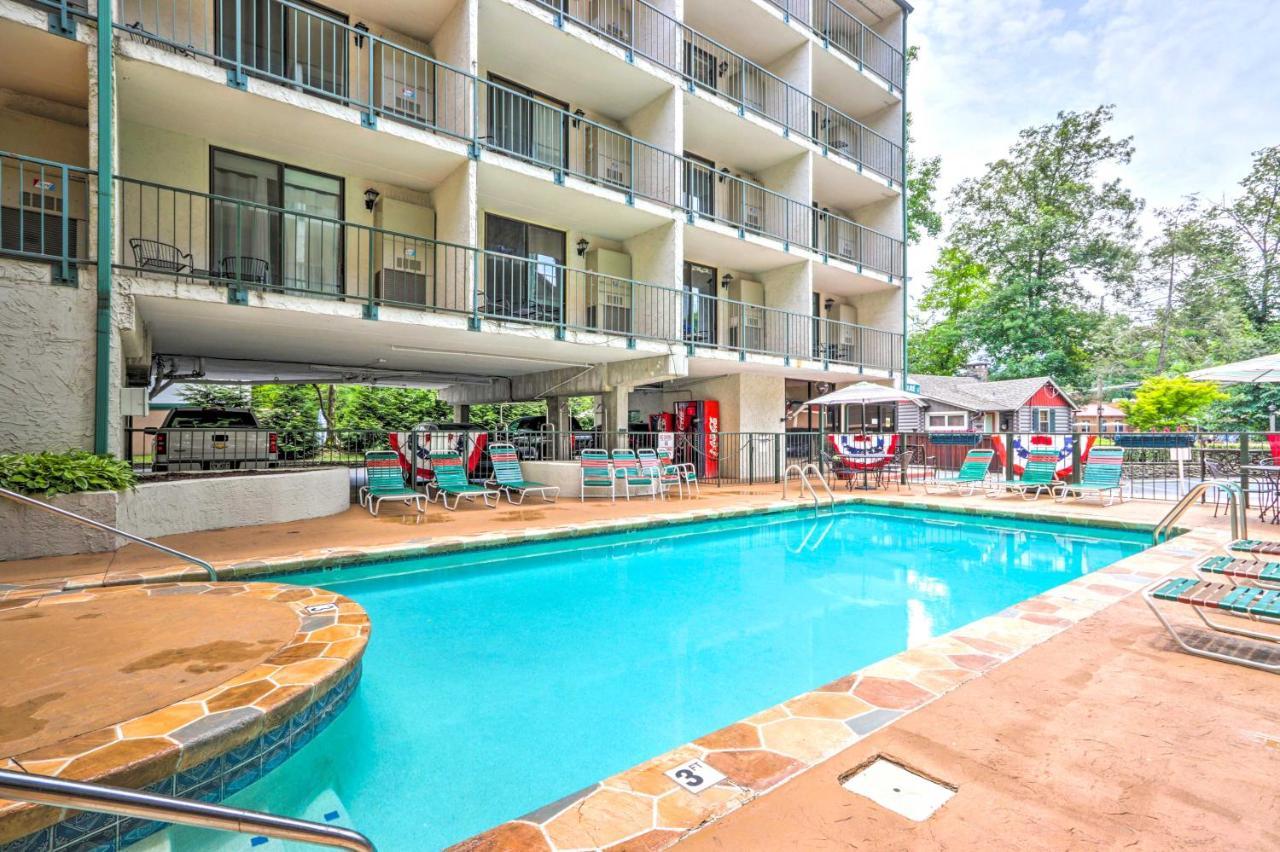 Condo With Balcony, Walk To Dtwn Gatlinburg Fun Dış mekan fotoğraf