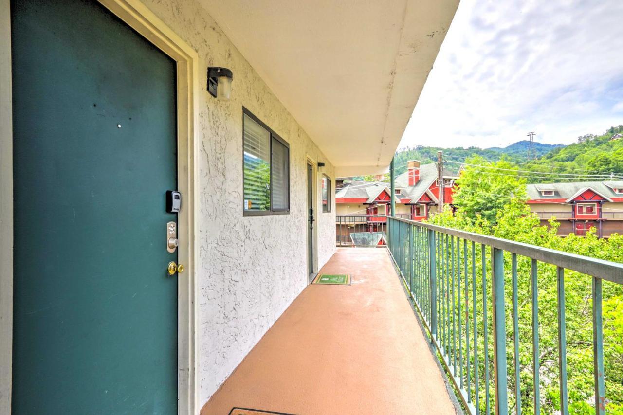 Condo With Balcony, Walk To Dtwn Gatlinburg Fun Dış mekan fotoğraf